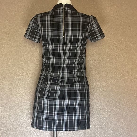 Forever 21 Collared Plaid Mini Dress - Picture 4 of 5